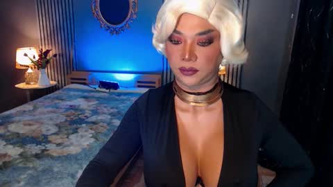 Christine online show from 10.25.25