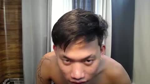 hugecockjames09 online show from 10.16.25