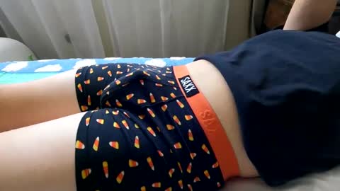 HugeCumshots online show from 01.14.25