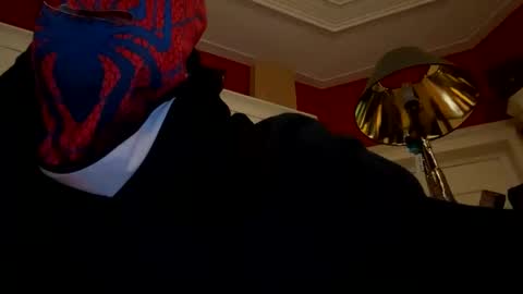 Snapshot of hugewhitecockboy chatting on 01.01.25 hugewhitecockboy online show from 01.01.25