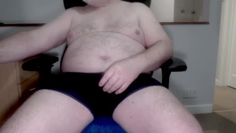 Huggie Bear online show from 03.01.25