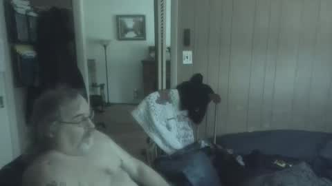 Snapshot of huggybear566 chatting on 02.26.25 lonely huggy bear online show from 02.26.25