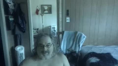 lonely huggy bear online show from 05.06.26