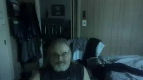 lonely huggy bear online show from 07.01.26