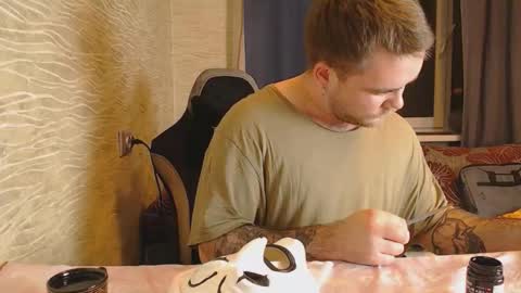 Snapshot of hugo__brad chatting on 10.22.25 Hugo online show from 10.22.25