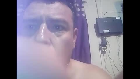 hugopaqui57 online show from 02.12.25