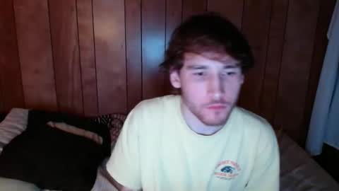 hugsankisses online show from 11.08.25