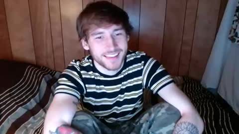 hugsankisses online show from 11.12.25