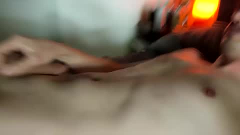 hung_and_horny1005 online show from 09.25.25