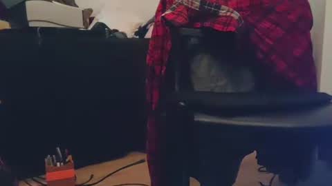 stevenishung online show from 04.12.26