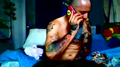 hungherowithoutacape online show from 08.05.26