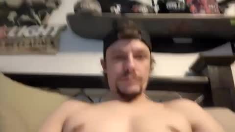 Snapshot of hungtxcock92 chatting on 01.21.25 hungtxcock92 online show from 01.21.25