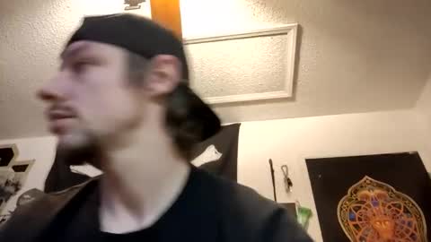 Snapshot of hungtxcock92 chatting on 02.16.25 hungtxcock92 online show from 02.16.25