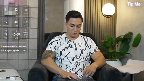 hunk_ryan online show from 02.26.25