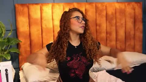 Snapshot of hunk_ryan chatting on 09.24.25 hunk_ryan online show from 09.24.25