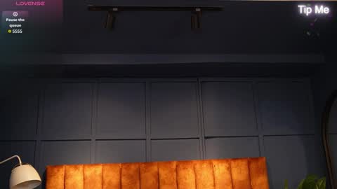 Snapshot of hunk_ryan chatting on 10.14.25 hunk_ryan online show from 10.14.25