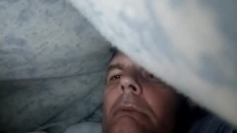 hunkmasclefad458 online show from 12.28.24