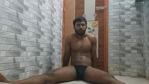 Snapshot of hunkyariyaan chatting on 09.09.25 Hunky Ariyaan online show from 09.09.25