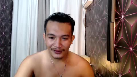 hunkylloyd online show from 02.23.25