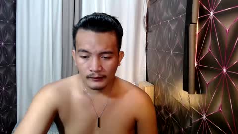 hunkylloyd online show from 02.23.25