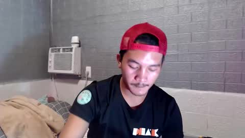 hunkylloyd online show from 04.12.26