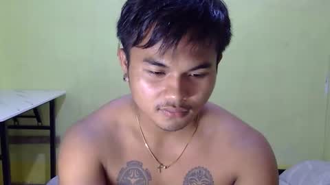 hunkyzeus online show from 10.11.25