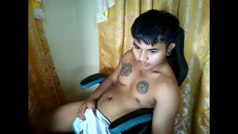 hunkyzeus online show from 01.10.26