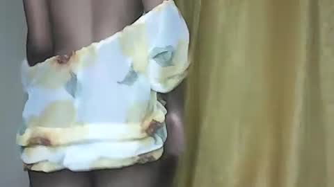 Snapshot of hunsweetpie chatting on 09.20.25 hunsweetpie online show from 09.20.25