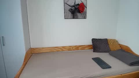 Hunter Bridges online show from 01.10.26