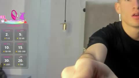 hunterheat_ online show from 10.12.25