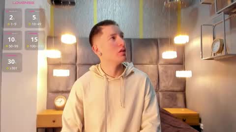 hunterheat_ online show from 11.20.25