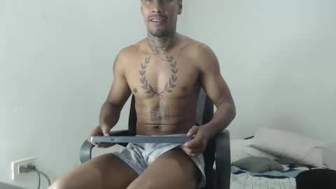 Snapshot of hunting_blondes chatting on 03.20.26 hunting_blondes online show from 03.20.26