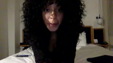 Goddess Hunyy online show from 01.01.25