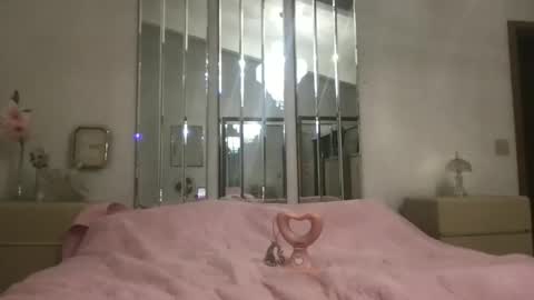 Goddess Hunyy online show from 10.27.25