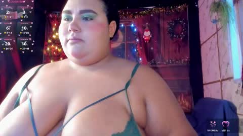 Snapshot of hurren_matt1 chatting on 12.21.25 Hurren online show from 12.21.25