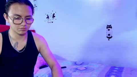 Snapshot of husbands_horny chatting on 07.11.26 husbands_horny online show from 07.11.26