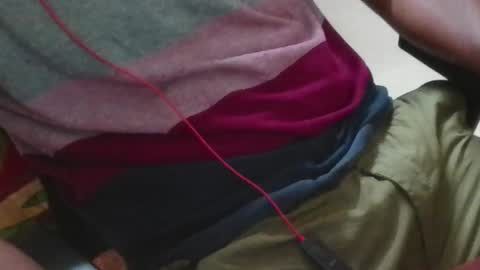 Snapshot of huxzizxhqnyx chatting on 10.03.25 CHAVI online show from 10.03.25