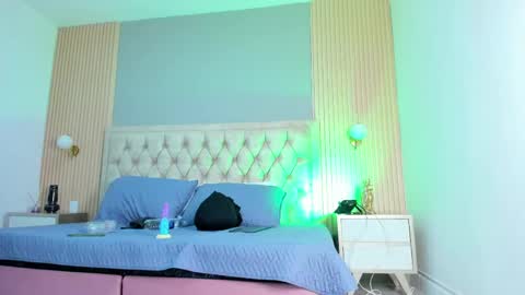 hxxyro online show from 04.13.26