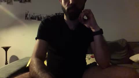 Snapshot of hydraengea chatting on 03.15.26 IVY online show from 03.15.26