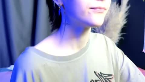 Snapshot of hyeon_jin chatting on 02.03.25 Hyeon Jin online show from 02.03.25