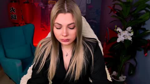 hyileyclark online show from 04.07.26