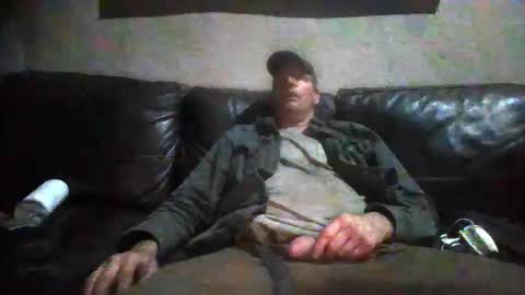 Snapshot of hypatia007_has_issues chatting on 10.22.25 hypatia007_has_issues online show from 10.22.25