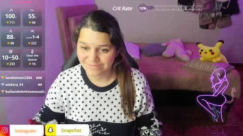 Snapshot of hyun22148625 chatting on 12.22.24 Hello Im Julieta Im 25 years old and I love being here. Thank you for visiting my living room. The only rule is that you hap online show from 12.22.24