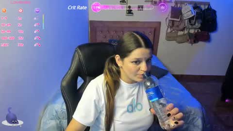 Snapshot of hyun22148625 chatting on 03.11.25 Hello Im Julieta Im 25 years old and I love being here. Thank you for visiting my living room. The only rule is that you hap online show from 03.11.25