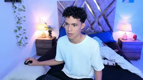 Son Hyunjin online show from 10.03.25