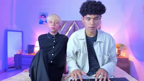 Son Hyunjin online show from 02.15.26