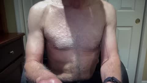 Snapshot of i8bgcq chatting on 12.27.24 The Talented Mr. DILFy online show from 12.27.24