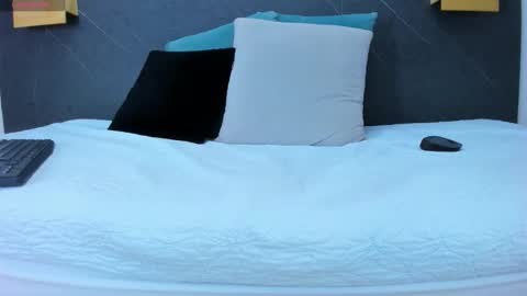 The Dolls online show from 02.10.26