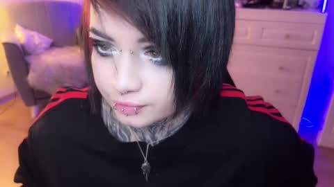 Snapshot of i_died_again chatting on 12.14.24 Asya  online show from 12.14.24