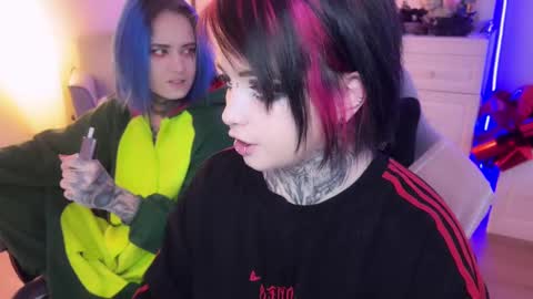 Snapshot of i_died_again chatting on 12.29.24 Asya  online show from 12.29.24